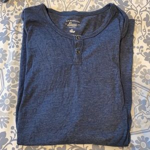 Dark blue men’s t shirt